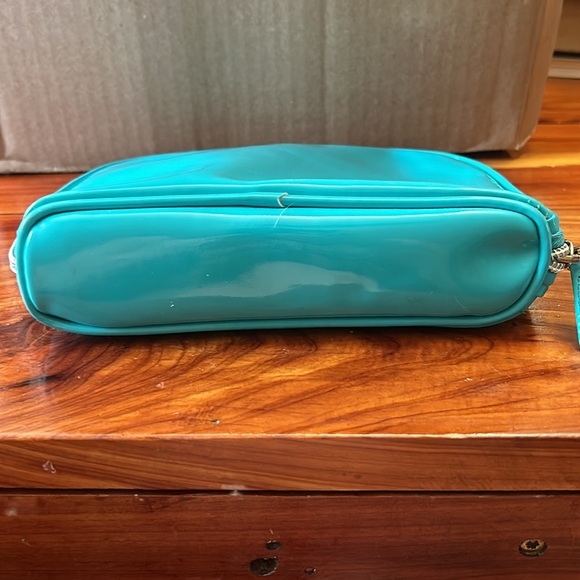 NWOT! Faux Patent Leather Makeup bag - Picture 5 of 5